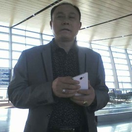 丁旗明主播照片