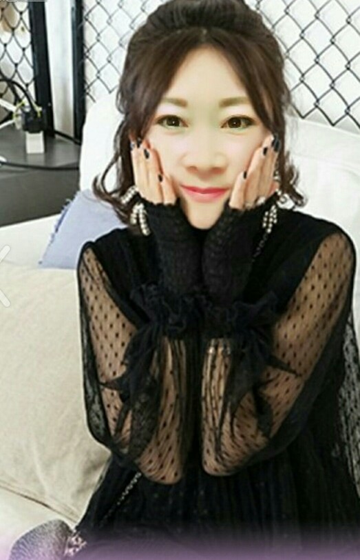 红爱💗谁能懂我心的图片