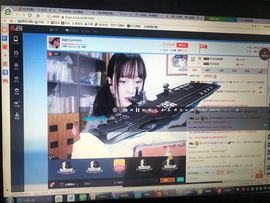 洗秋儿主播照片