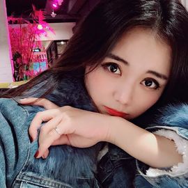 跑调嘉💟主播照片