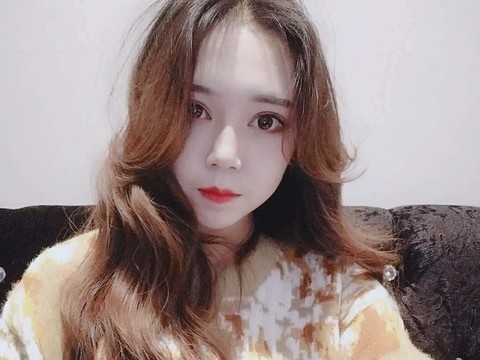 萌大。海报