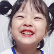 超级可爱的追星少女