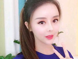 彝族歌王主播照片