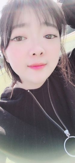 薇琪❥琪小瘦呀主播照片