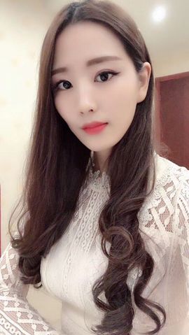 肉肉哦主播照片
