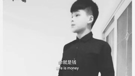 牵着（灵魂）散步主播照片