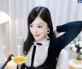 右手还是那个右手！！主播照片