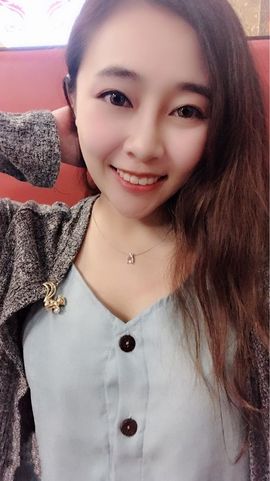 香港好精彩主播照片