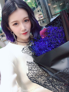 香香784802主播照片