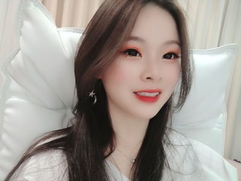 💋就亲贰口💋主播照片