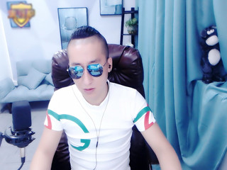 爱🐺狼{1314}的主播照片