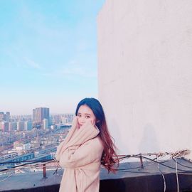跑调嘉💟主播照片