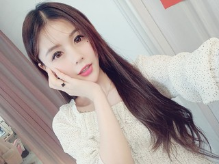 不用理我.我是机器人的主播照片