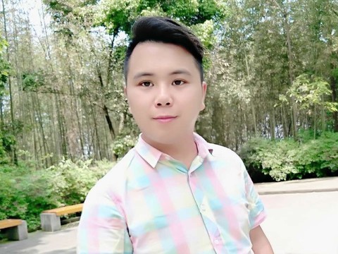 村东头戒指海报