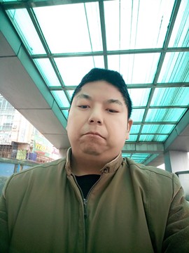 没大没小美女真功夫陈主播照片