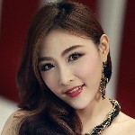 看美女😍