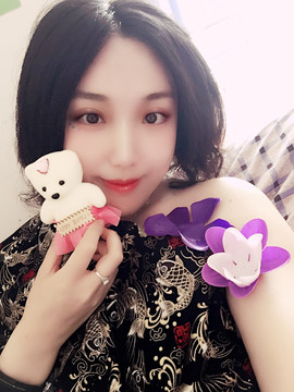 洋旭宝宝主播照片