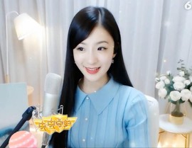 右手还是那个右手！！主播照片