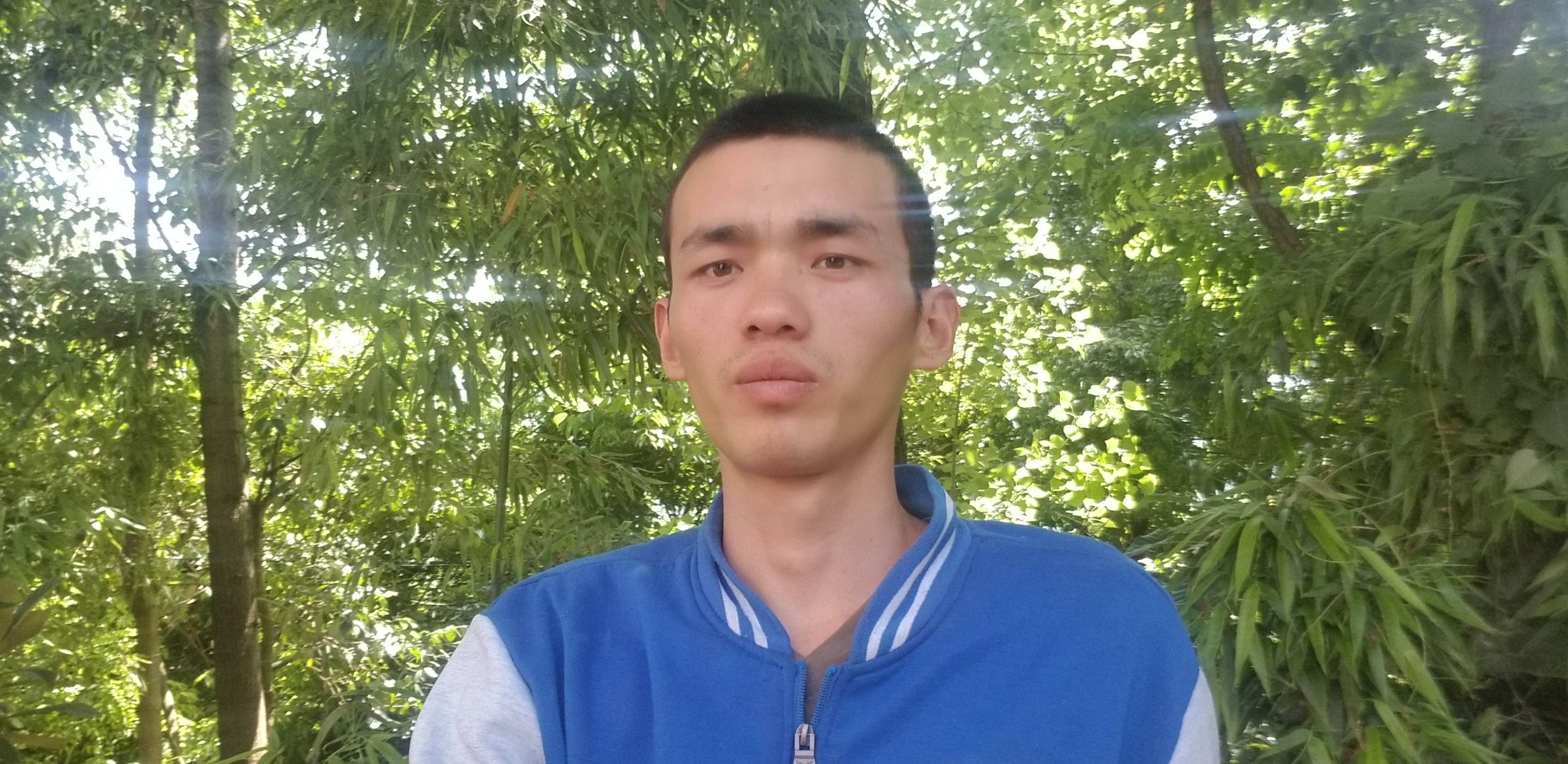 重庆小星星主播照片