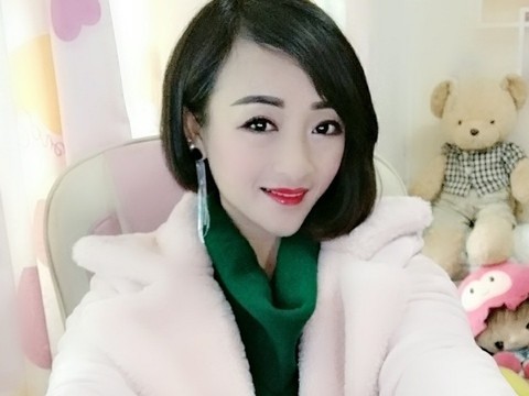 傻丫头8*海报