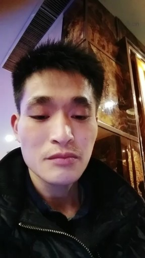 我是王建。
