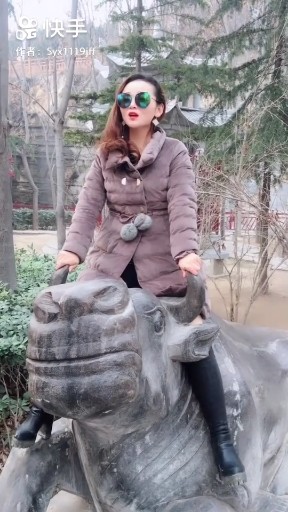 棉袄开了