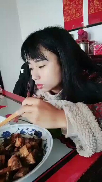 😊