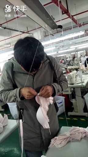 你们穿勒肯定被他吃过