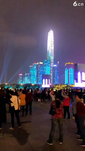 深圳市民广场灯光展