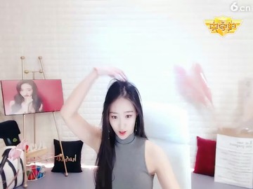 👂💛