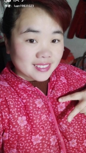 寂寞盈袖映清秋
