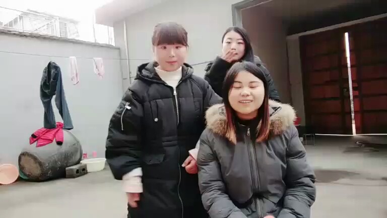 哈喽