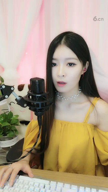 美女主播