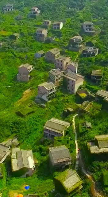 航拍浙江无人村