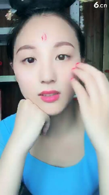 舞蹈美女演员真的很美丽美丽美丽