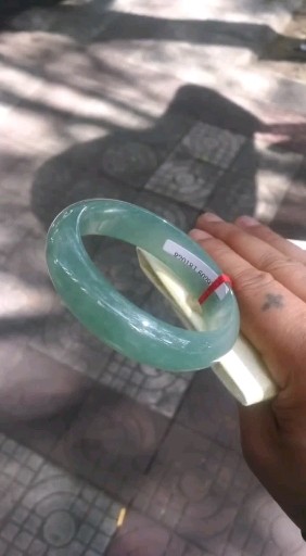 冰晴平安，完美无裂，喜欢翡翠的