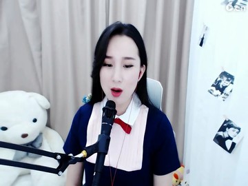 大美妞，唱歌好听