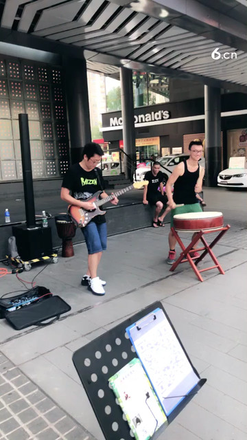 台湾人很搞💃🏻💃🏻💃🏻