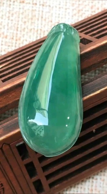 冰种满绿福瓜，美美哒！520给