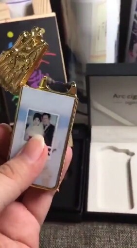 龙头打火机🔥金色，送爸爸的礼