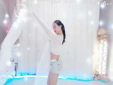 👀