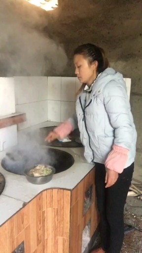 不嫌弃背景的进来