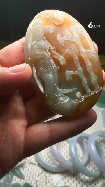黄翡站观音