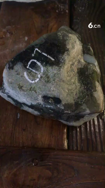 喜欢翡翠的朋友，双击加关注！谢