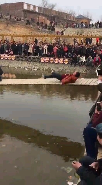 玩嗨了，就问你服不服