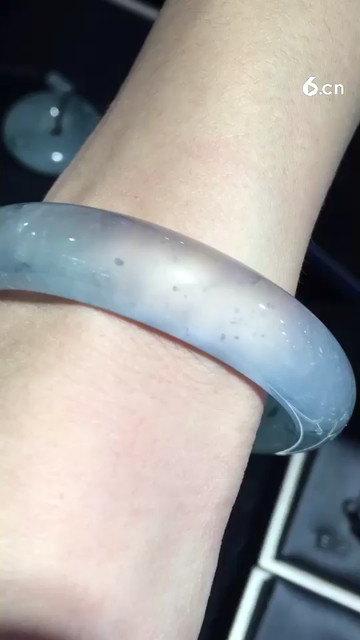 高冰飘花手镯