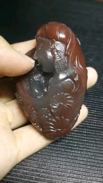 异国风情 紫绿玛瑙