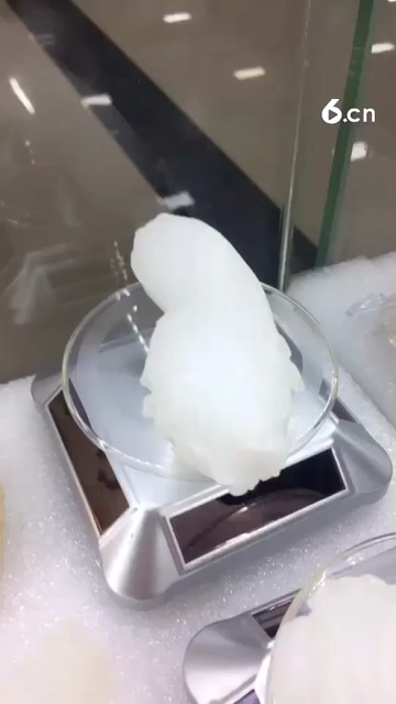 新疆金丝玉一级白