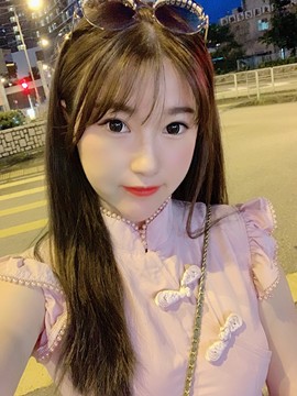 椒盐小瑶瑶主播照片