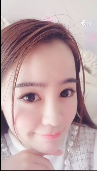 金猪年快乐，萱妮给大家拜年啦